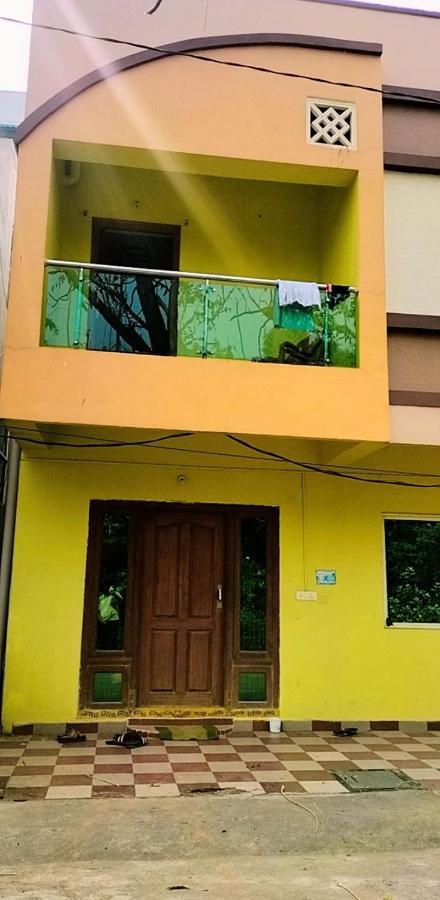 Gratifiedhomestay Visakhapatnam Dış mekan fotoğraf